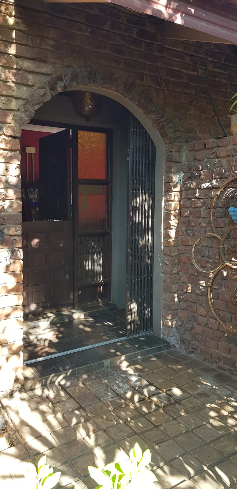 5 Bedroom Property for Sale in Rustenburg Central North West